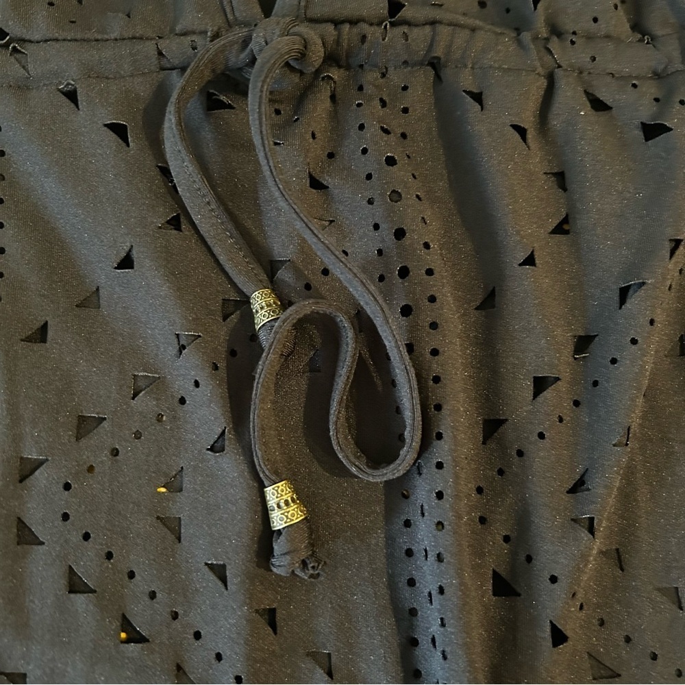 NWT DOTTI for Soma Mayan Diamond Laser Cut Tunic Coverup in Black - Picture 9 of 13